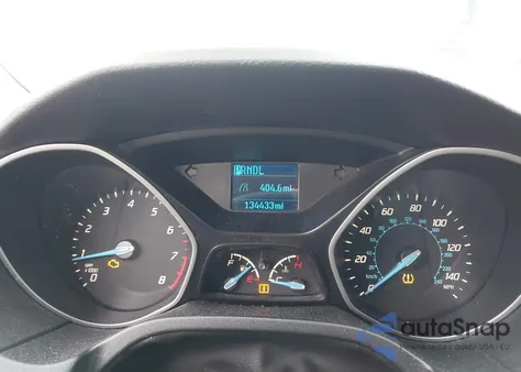 2014 Ford Focus S z USA, uszkodzony, nr VIN 1FADP3E28EL443534